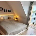 Maritimes In Der Lagunenstadt Daire *