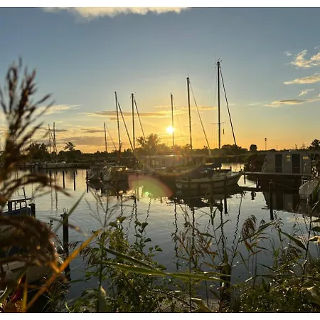 Maritimes In Der Lagunenstadt Ueckermünde